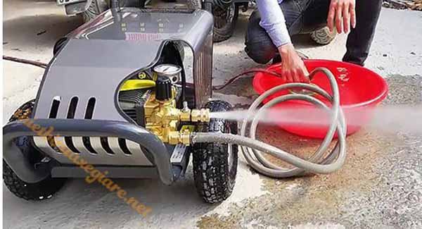 Hướng dẫn chi tiết cách sử dụng máy rửa xe tại nhà