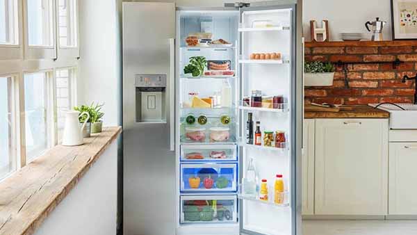 Hướng dẫn chi tiết cách vệ sinh tủ lạnh bằng giấm